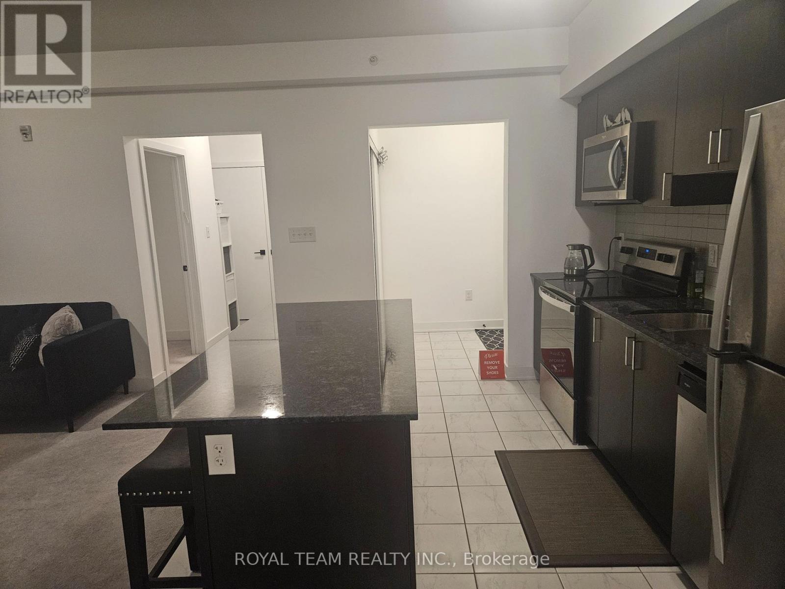 405 - 6 Spice Way, Barrie, Ontario L9J 0J9 - Photo 5 - S12837342