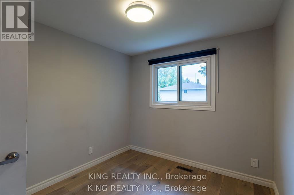 4 - 141 Ripley Court, Oakville, Ontario  L6H 1H2 - Photo 15 - W12837336