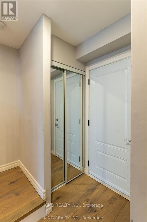 4 - 141 Ripley Court, Oakville, Ontario  L6H 1H2 - Photo 9 - W12837336