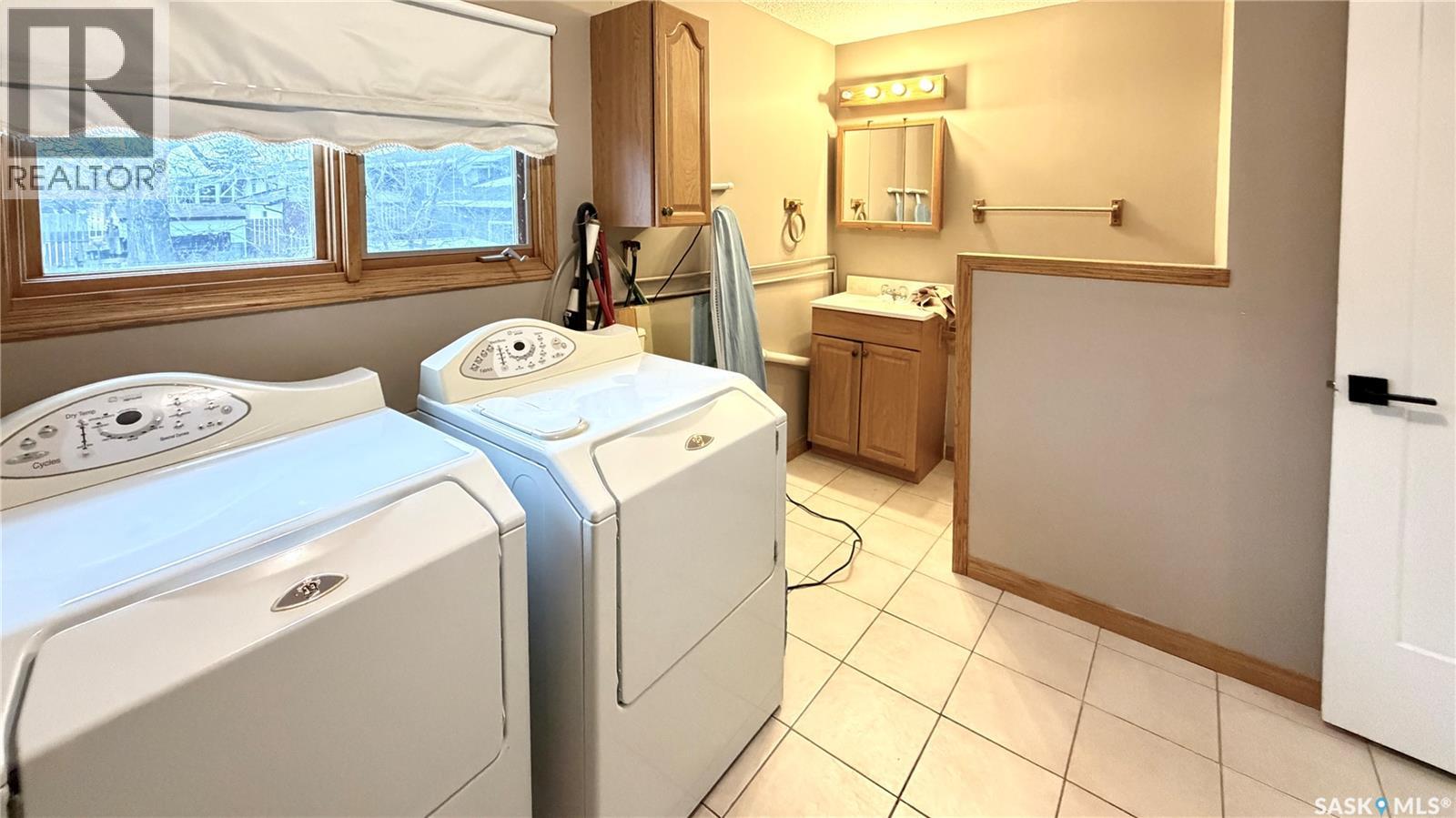 56 Tufts Crescent, Outlook, Saskatchewan  S0L 2N0 - Photo 29 - SK029491