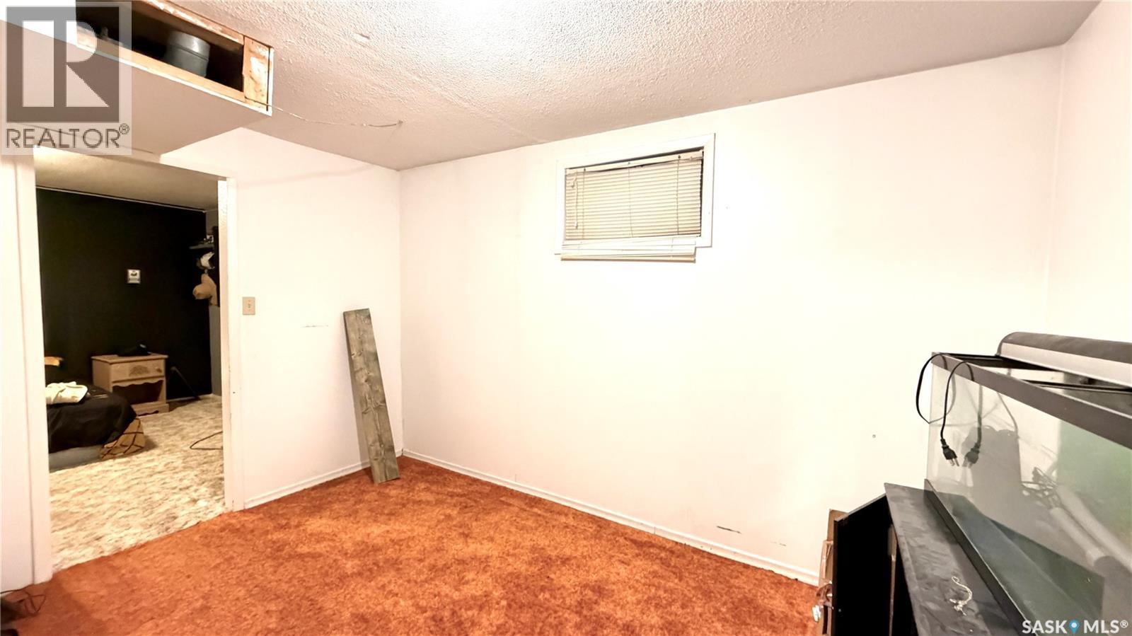 56 Tufts Crescent, Outlook, Saskatchewan  S0L 2N0 - Photo 38 - SK029491