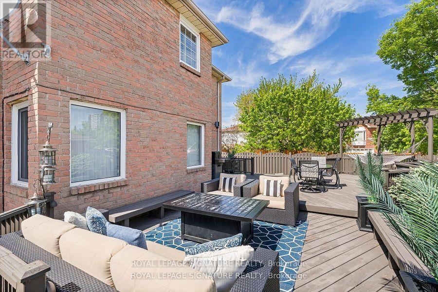 81 Parkside Drive, Brampton, Ontario  L6Y 3A2 - Photo 46 - W12837244