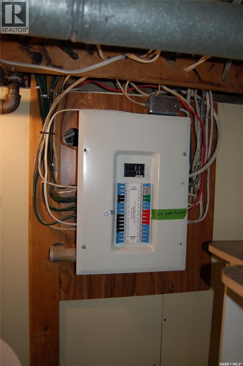 1821 Connaught Street, Regina, Saskatchewan  S4T 4T4 - Photo 29 - SK029433