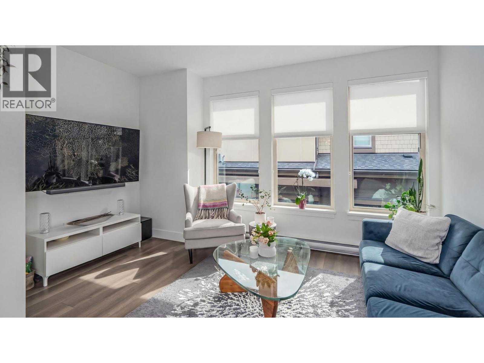 2304 St Andrews Street, Port Moody, British Columbia  V3H 2A8 - Photo 5 - R3095104