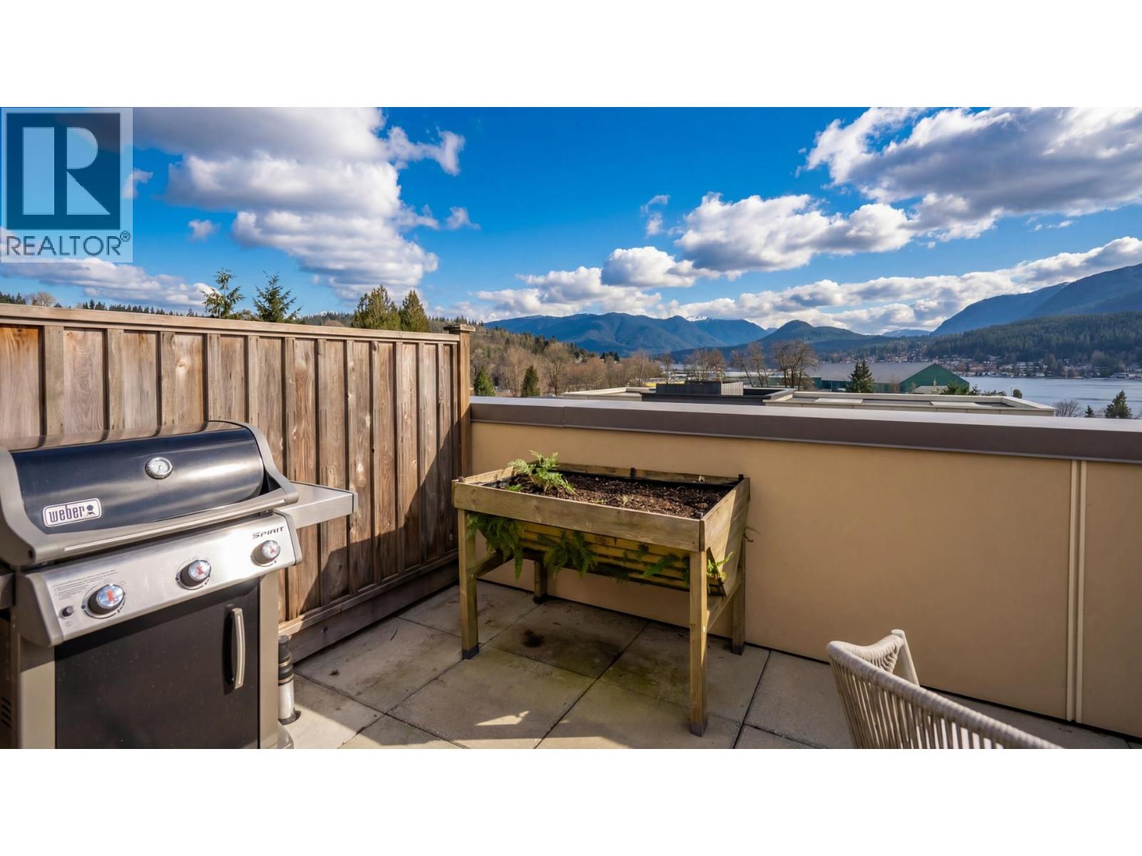 2304 St Andrews Street, Port Moody, British Columbia  V3H 2A8 - Photo 25 - R3095104