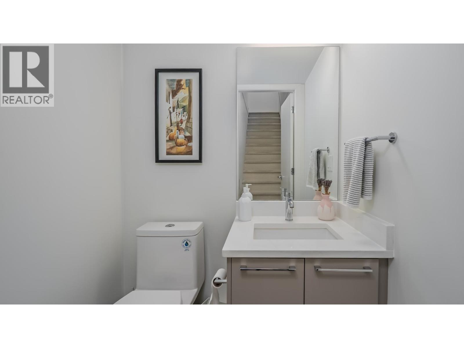 2304 St Andrews Street, Port Moody, British Columbia  V3H 2A8 - Photo 11 - R3095104