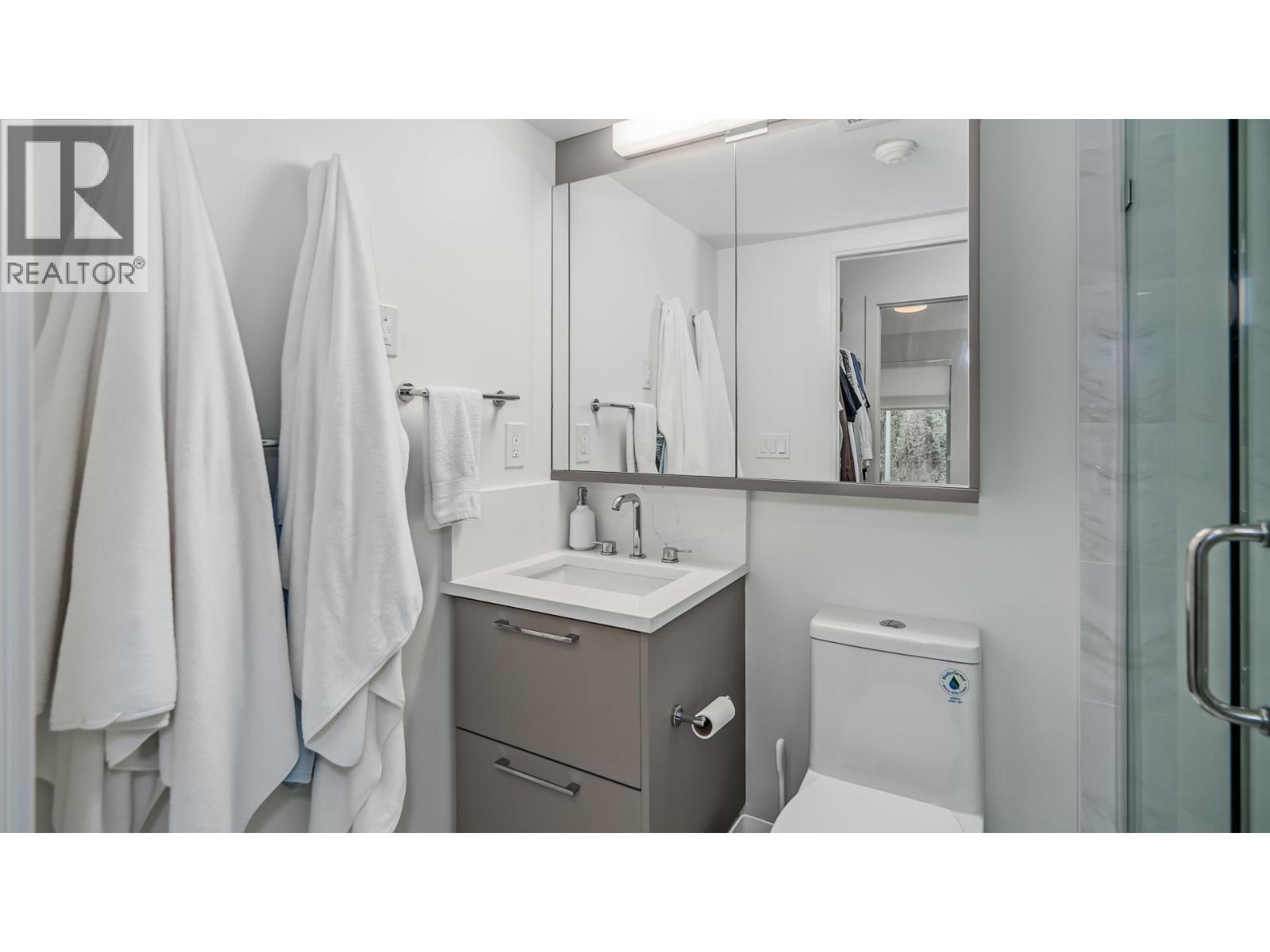 2304 St Andrews Street, Port Moody, British Columbia  V3H 2A8 - Photo 16 - R3095104