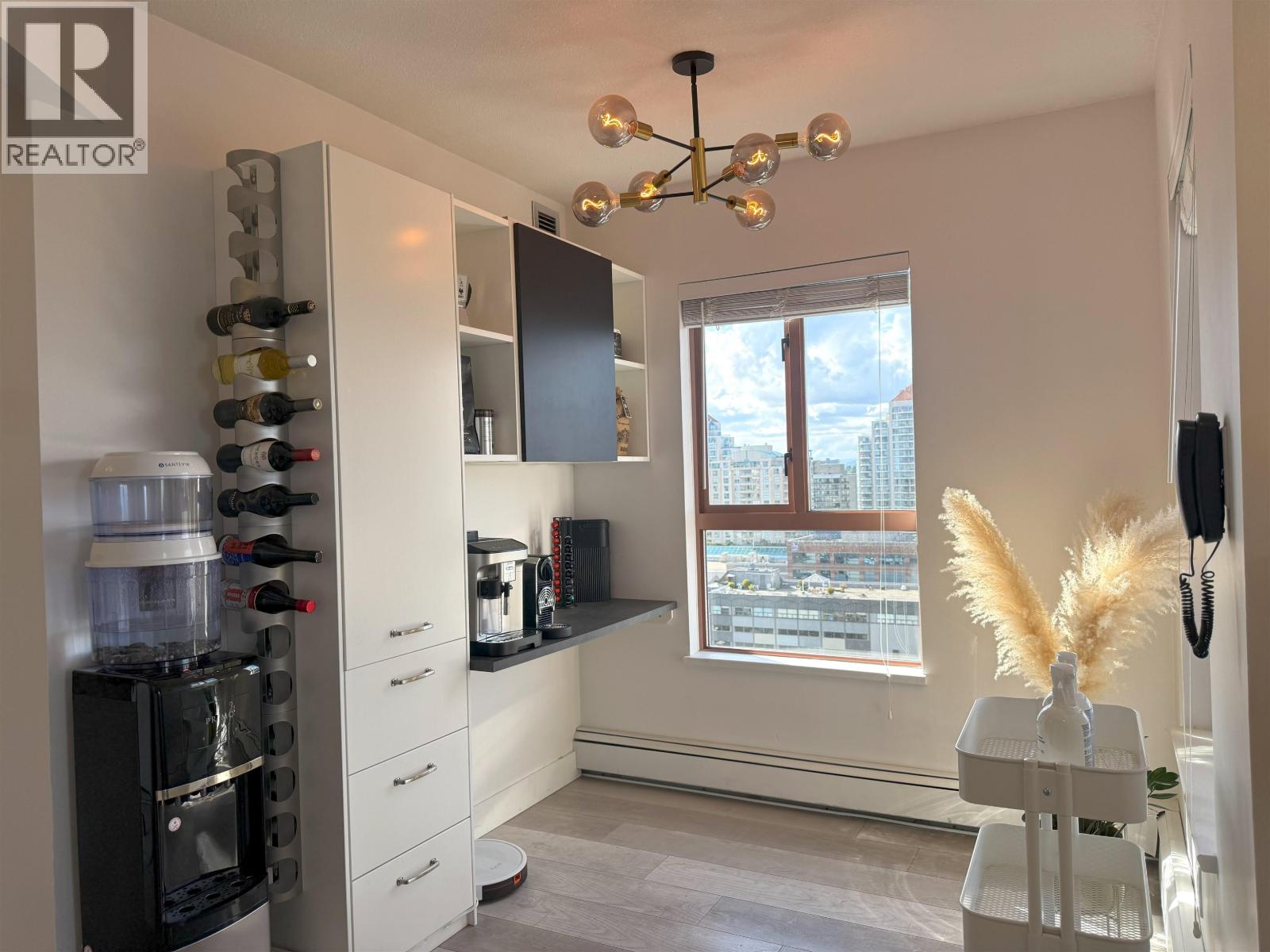 1705 612 Fifth Avenue, New Westminster, British Columbia  V3M 1X5 - Photo 13 - R3087346