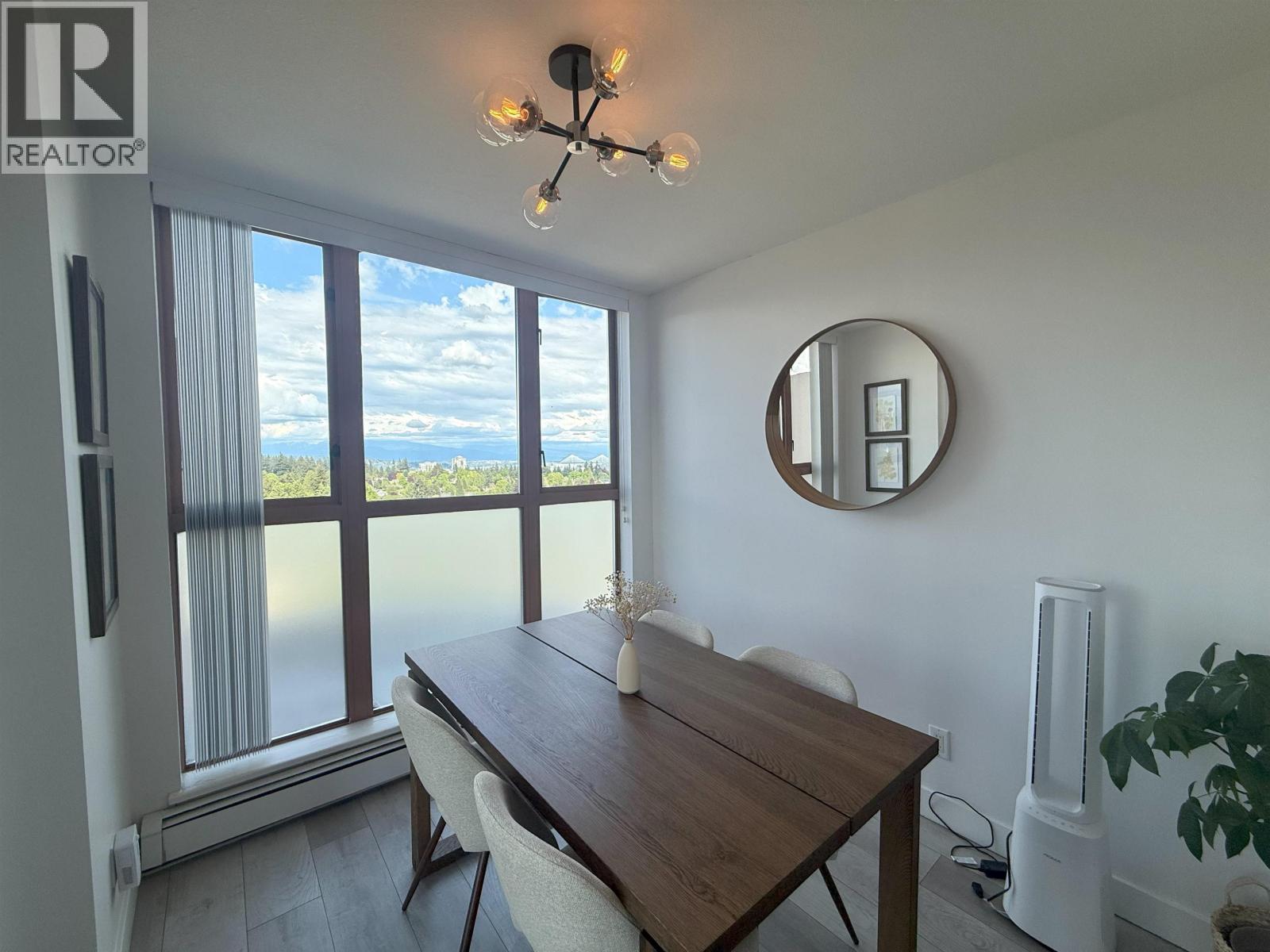 1705 612 Fifth Avenue, New Westminster, British Columbia  V3M 1X5 - Photo 11 - R3087346