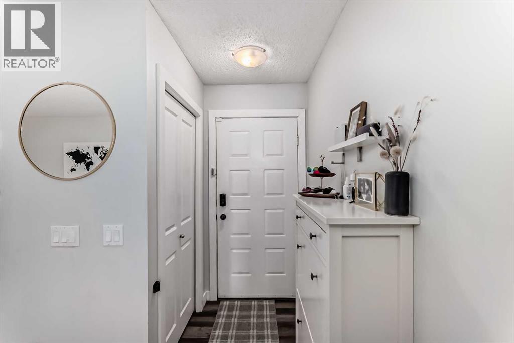 1227 137 Avenue Se, Calgary, Alberta  T2J 6N5 - Photo 13 - A2289554