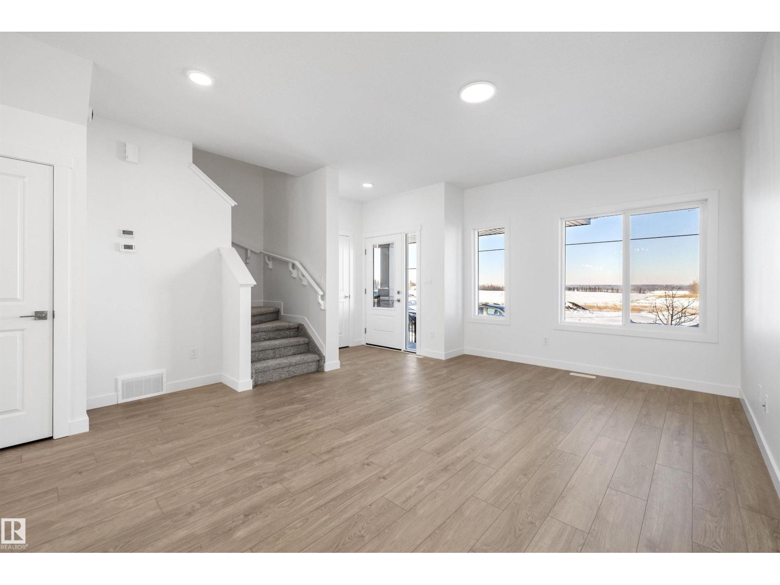 4594 Warbler Lo Nw, Edmonton, Alberta  T5S 0W9 - Photo 5 - E4475582