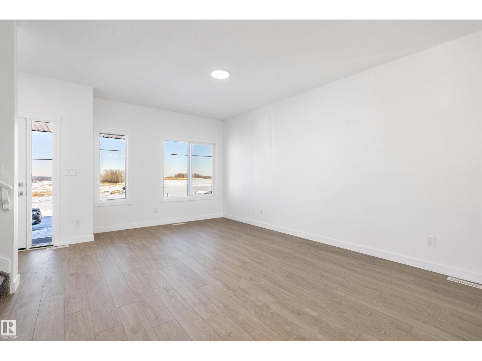 4594 Warbler Lo Nw, Edmonton, Alberta  T5S 0W9 - Photo 6 - E4475582