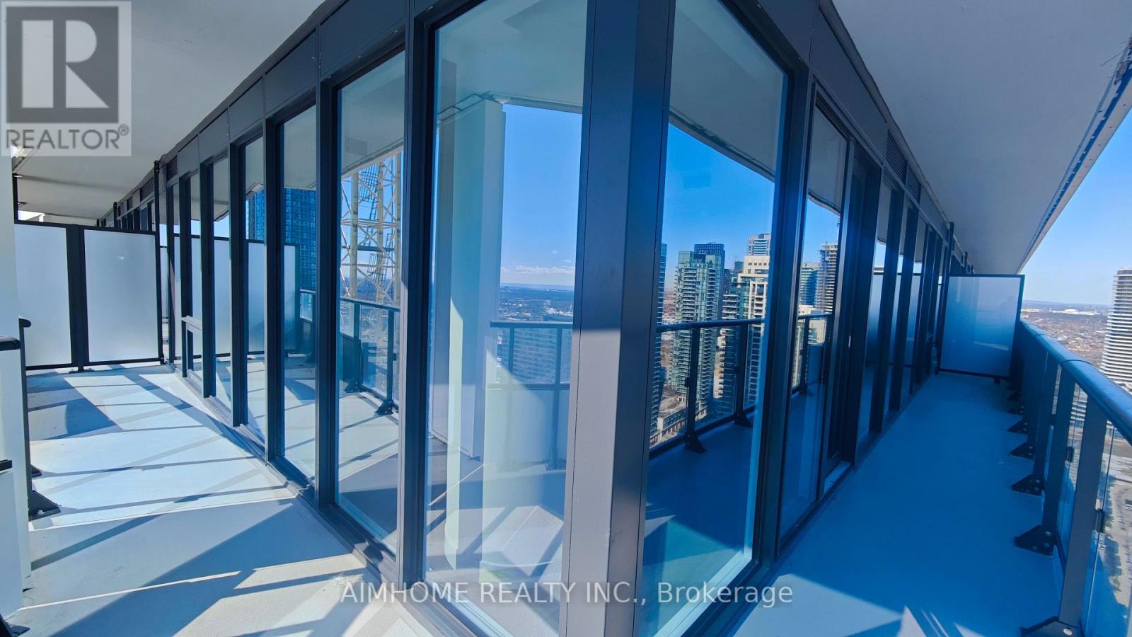 3008 - 448 Burnhamthorpe Road W, Mississauga, Ontario  L5B 0R4 - Photo 4 - W12837372