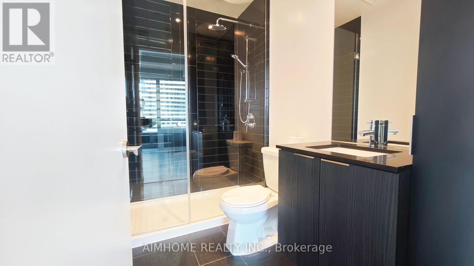 3008 - 448 Burnhamthorpe Road W, Mississauga, Ontario  L5B 0R4 - Photo 6 - W12837372