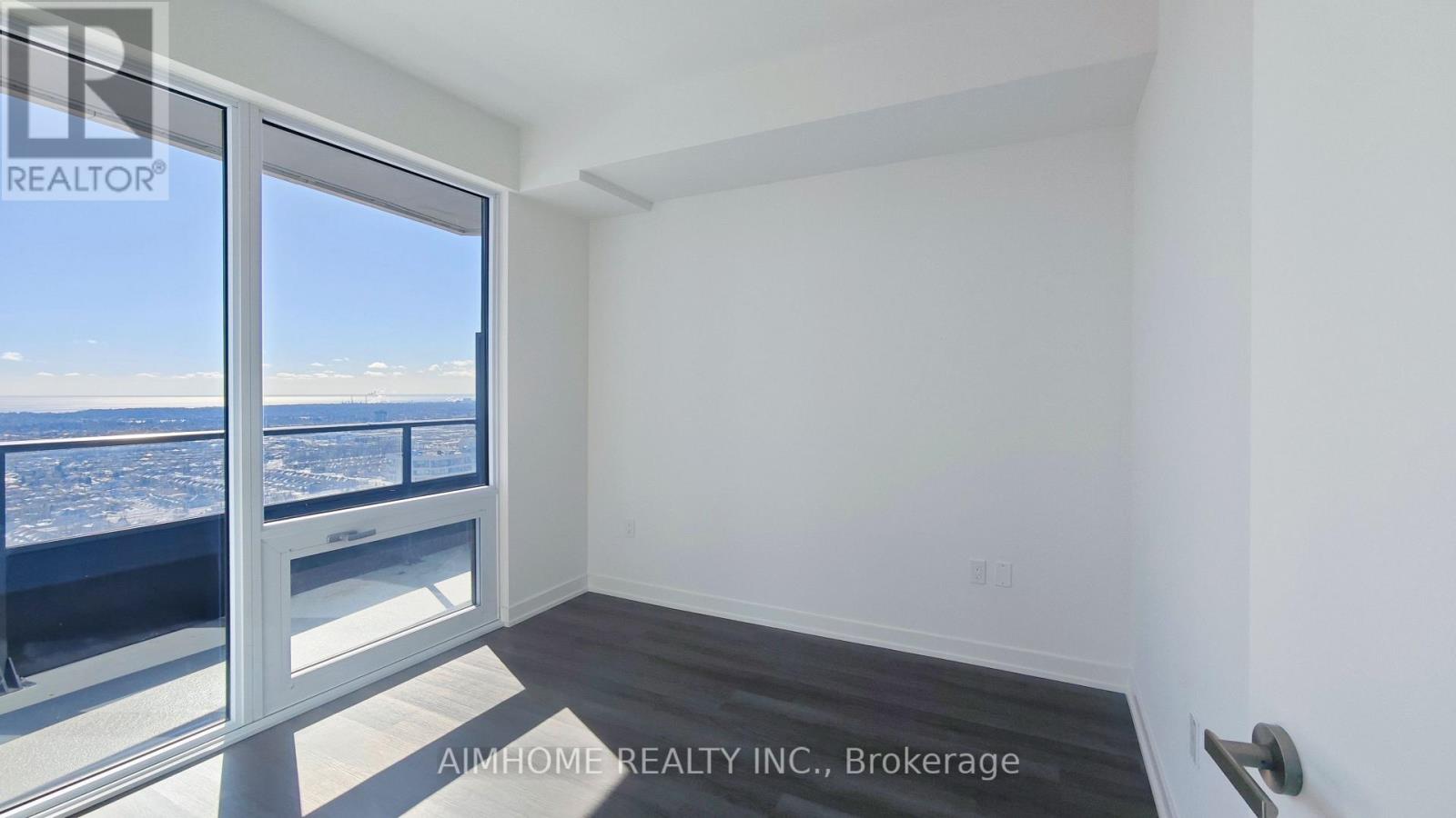 3008 - 448 Burnhamthorpe Road W, Mississauga, Ontario  L5B 0R4 - Photo 9 - W12837372