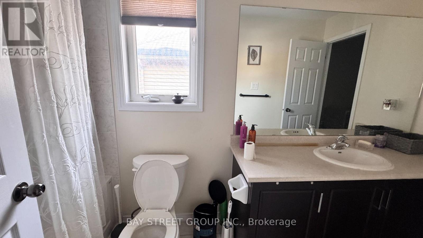 2 - 8859 Dogwood Crescent, Niagara Falls, Ontario  L2H 0L1 - Photo 2 - X12837368