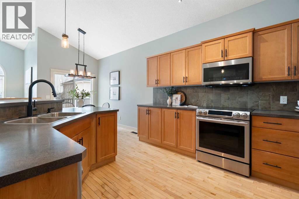 264 Windermere Drive, Chestermere, Alberta  T1X 1T6 - Photo 8 - A2287767