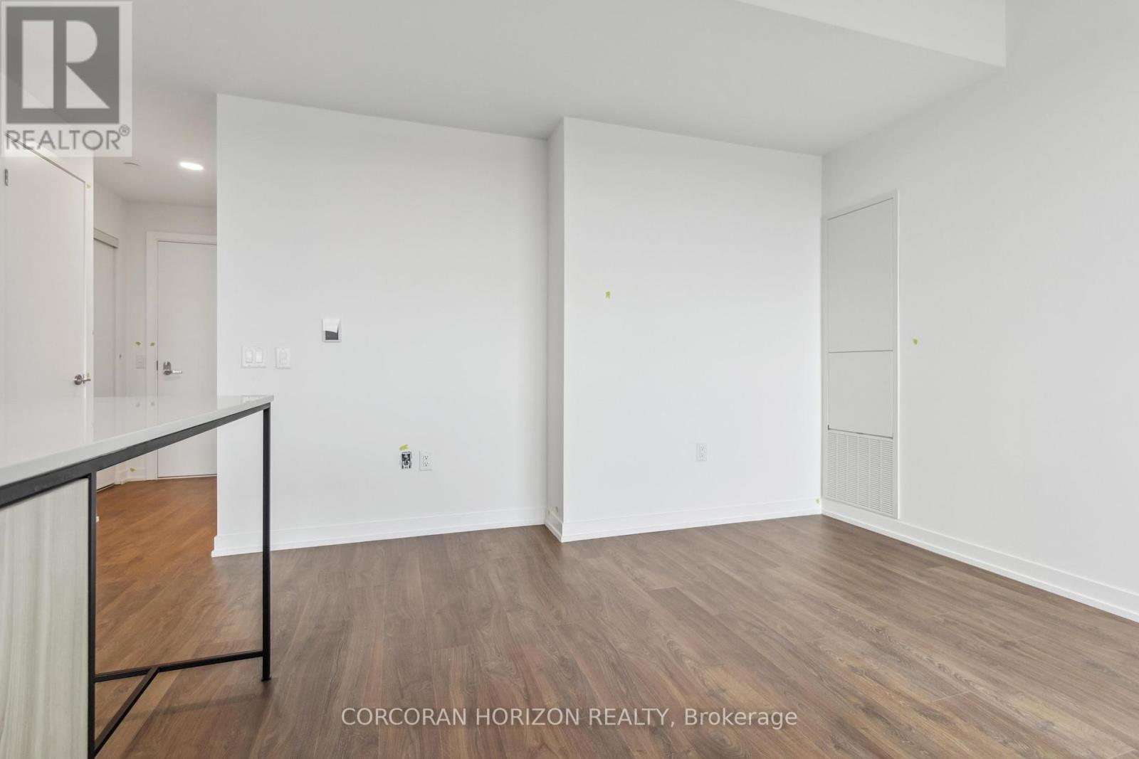 807 - 251 Masonry Way, Mississauga, Ontario  L5H 0B2 - Photo 12 - W12827346