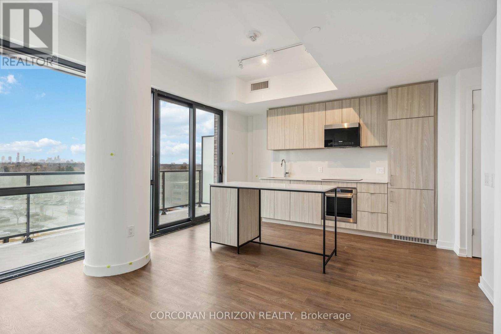 807 - 251 Masonry Way, Mississauga, Ontario  L5H 0B2 - Photo 14 - W12827346