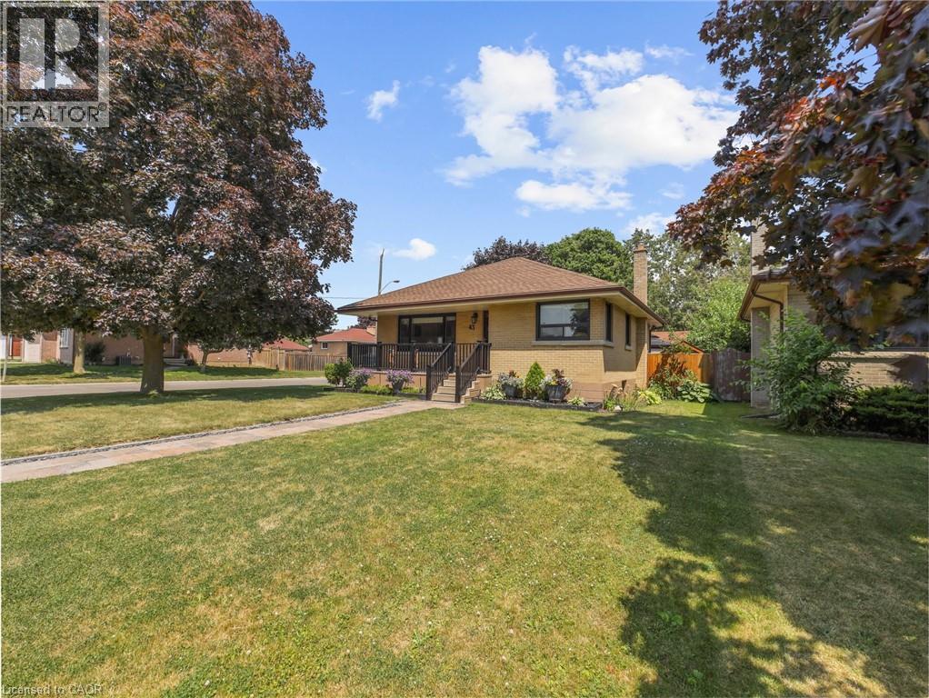 43 Rowanwood Avenue, Brantford, Ontario  N3S 7C1 - Photo 3 - 40749110