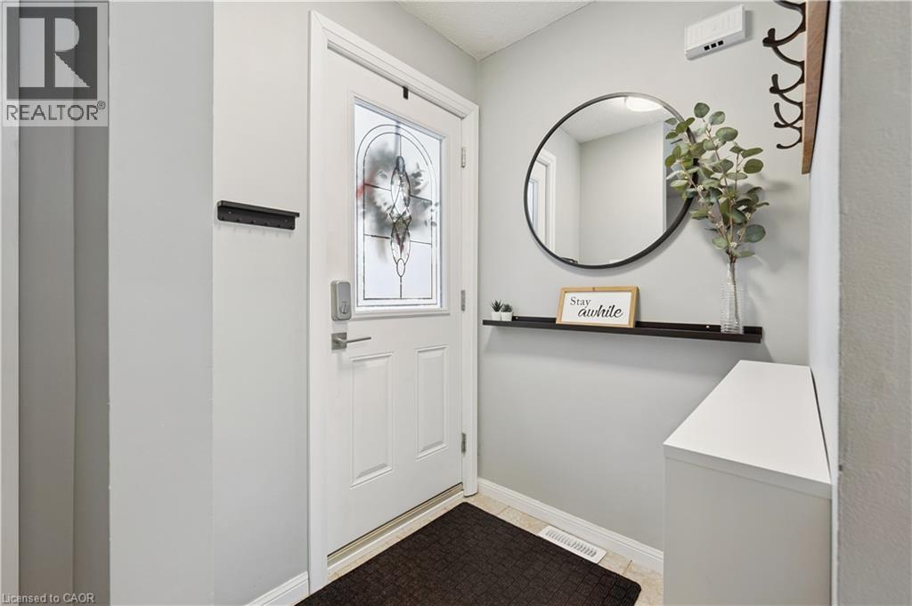 31 Middlemiss Crescent, Cambridge, Ontario  N1T 1R5 - Photo 3 - 40804945