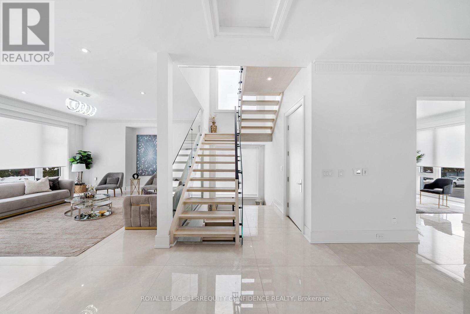 85 Crestwood Road, Vaughan, Ontario  L4J 1A4 - Photo 16 - N12837322