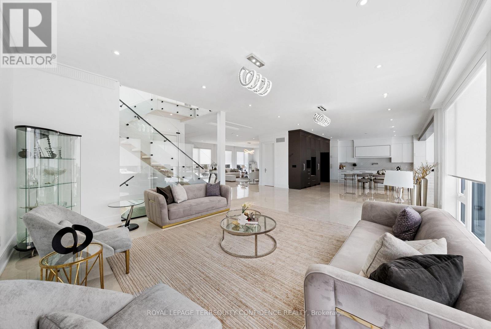 85 Crestwood Road, Vaughan, Ontario  L4J 1A4 - Photo 14 - N12837322