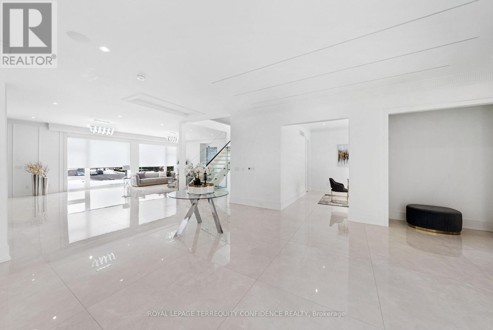 85 Crestwood Road, Vaughan, Ontario  L4J 1A4 - Photo 26 - N12837322