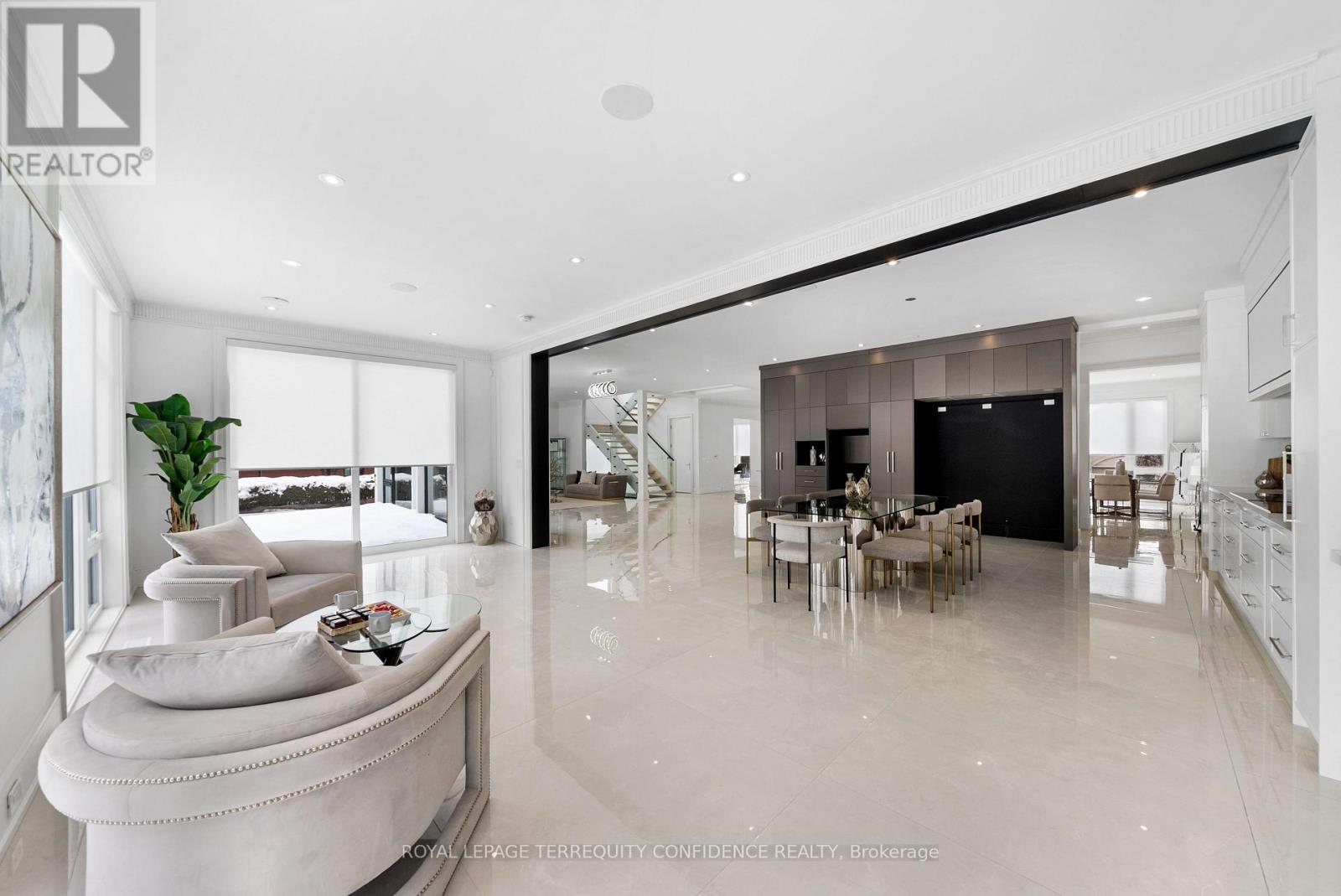 85 Crestwood Road, Vaughan, Ontario  L4J 1A4 - Photo 5 - N12837322