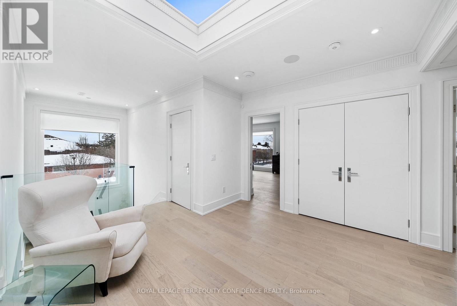 85 Crestwood Road, Vaughan, Ontario  L4J 1A4 - Photo 41 - N12837322