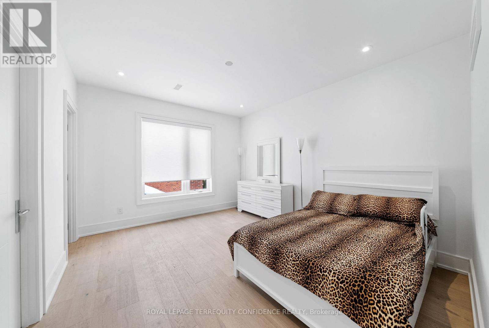 85 Crestwood Road, Vaughan, Ontario  L4J 1A4 - Photo 36 - N12837322