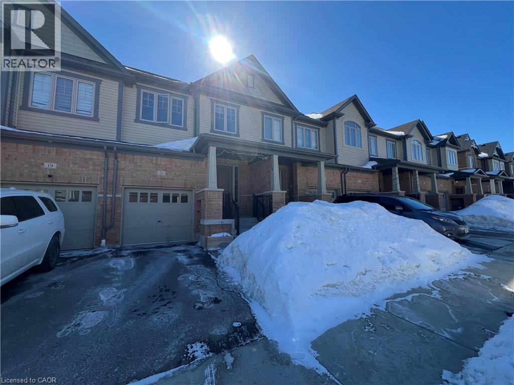 21 Stonehill Avenue, Kitchener, Ontario  N2R 0N8 - Photo 2 - 40808903