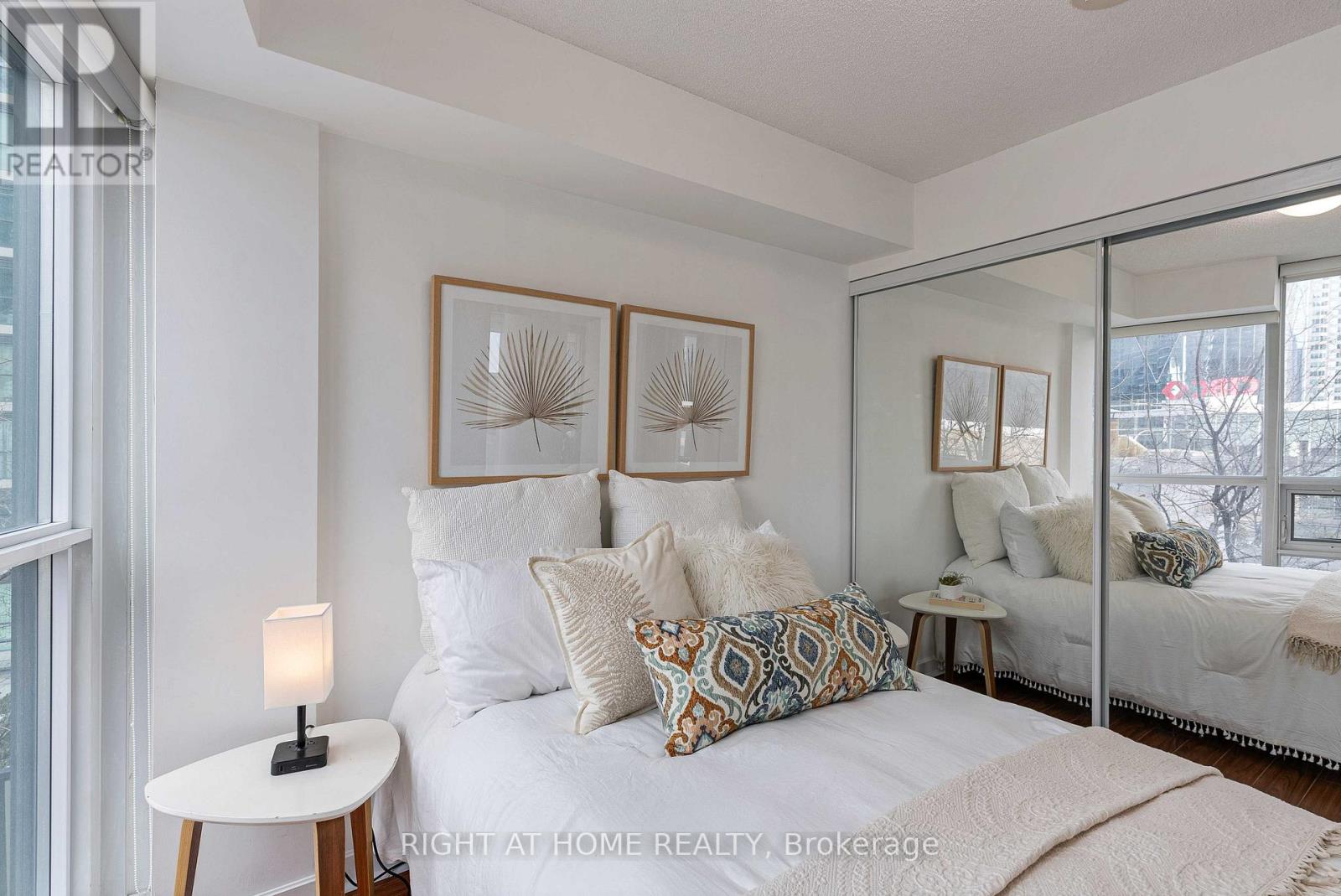 603 - 33 Bay Street, Toronto, Ontario  M5J 2Z3 - Photo 27 - C12837378