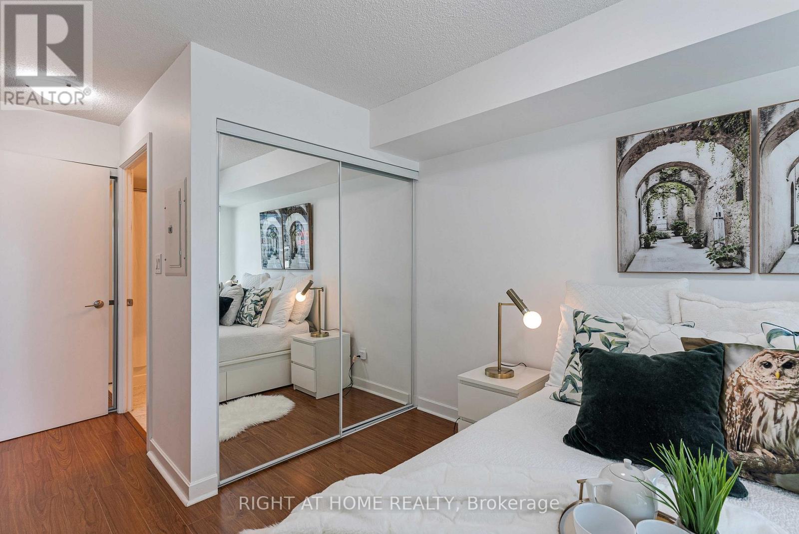 603 - 33 Bay Street, Toronto, Ontario  M5J 2Z3 - Photo 29 - C12837378