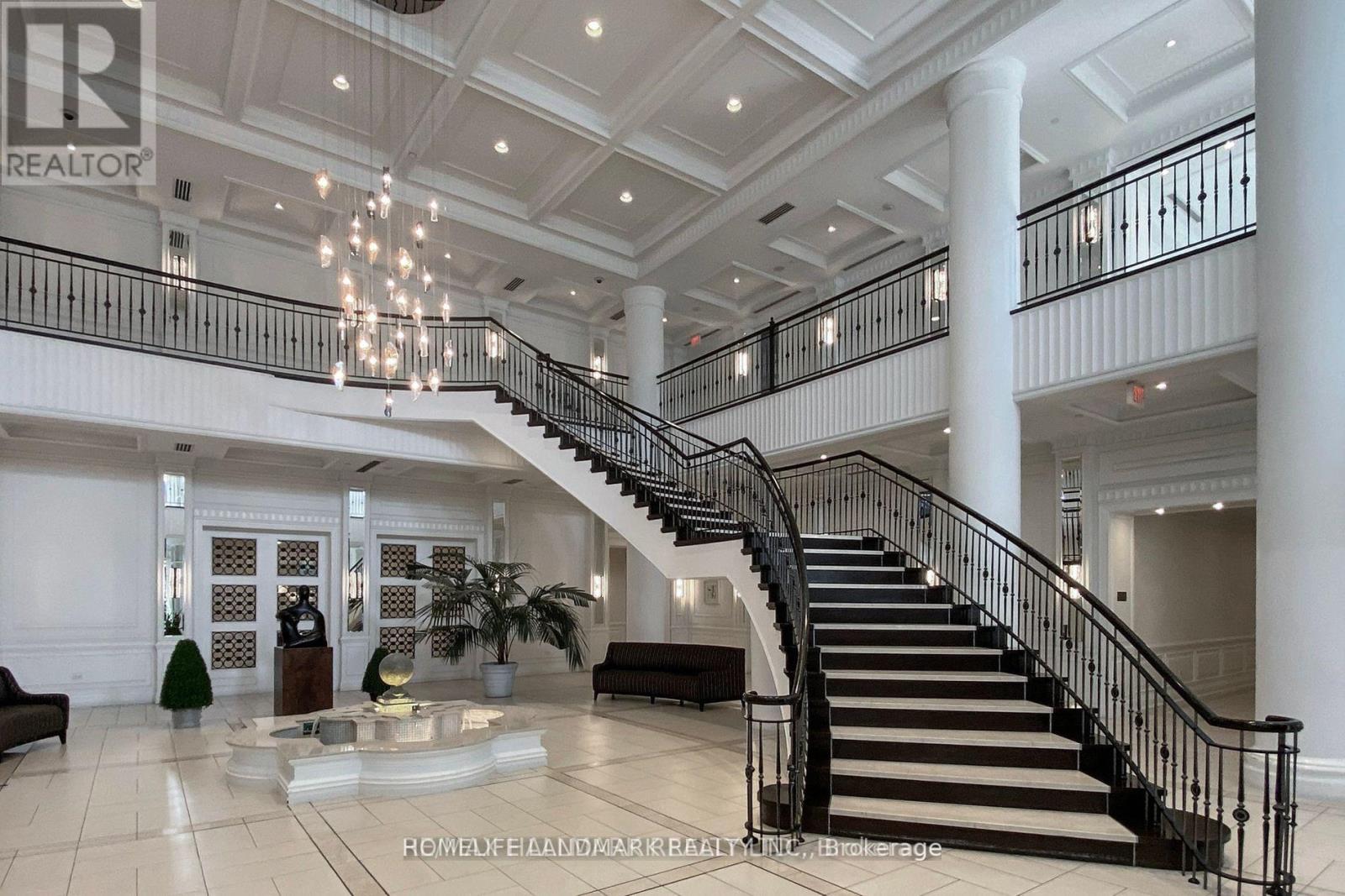 2114 - 15 Greenview Avenue, Toronto, Ontario  M2M 1R2 - Photo 3 - C12837392