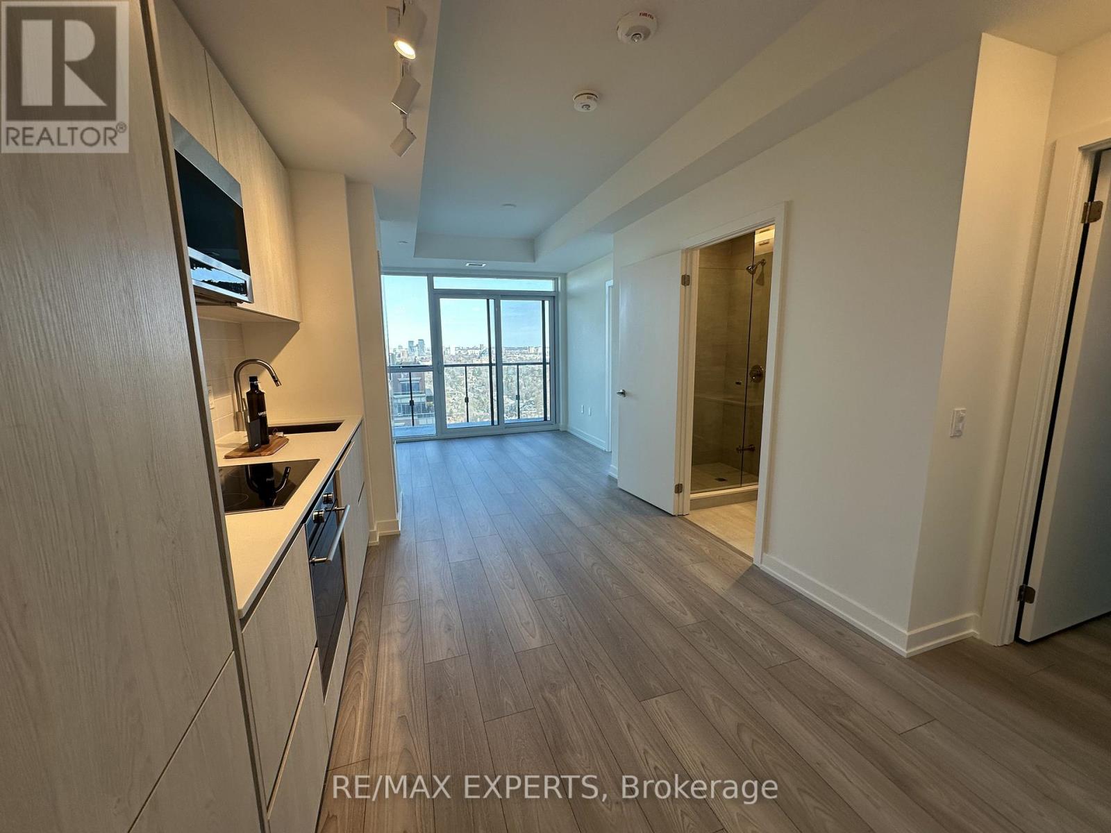 1805 - 120 Broadway Avenue, Toronto, Ontario  M4P 1V6 - Photo 3 - C12837394