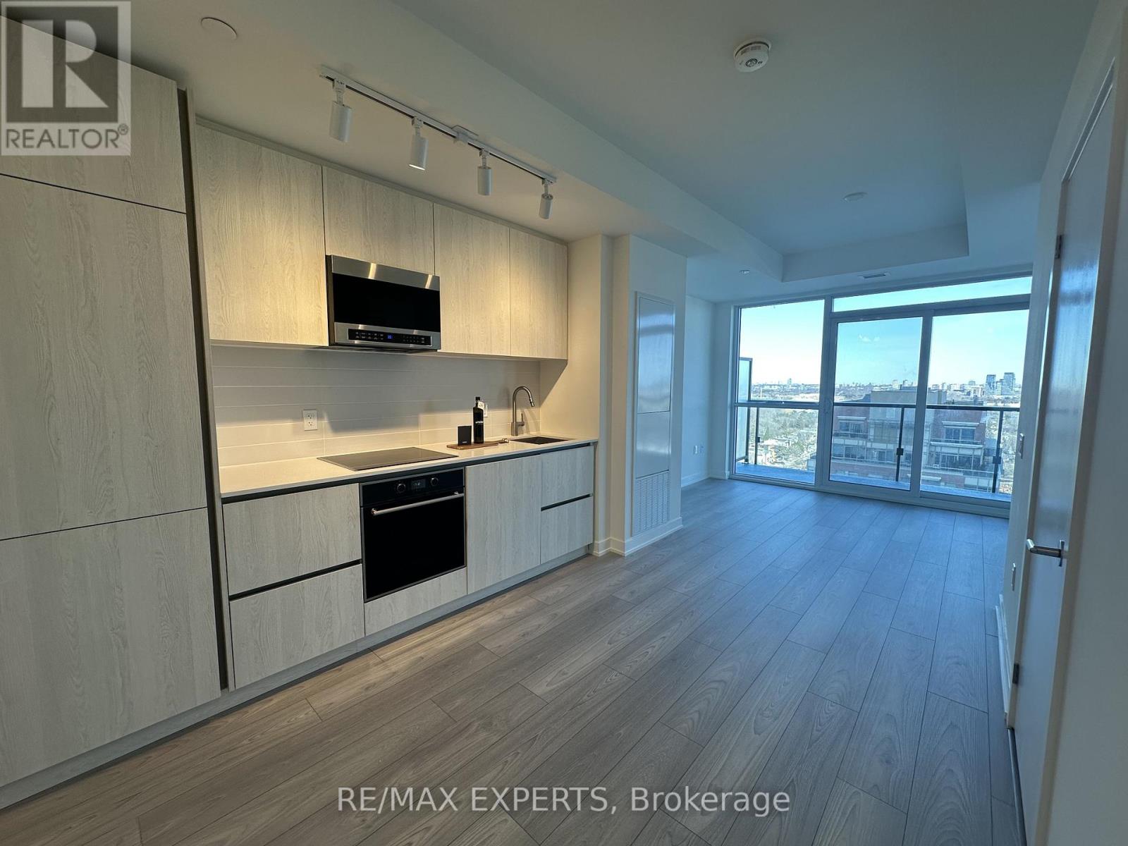 1805 - 120 Broadway Avenue, Toronto, Ontario  M4P 1V6 - Photo 6 - C12837394