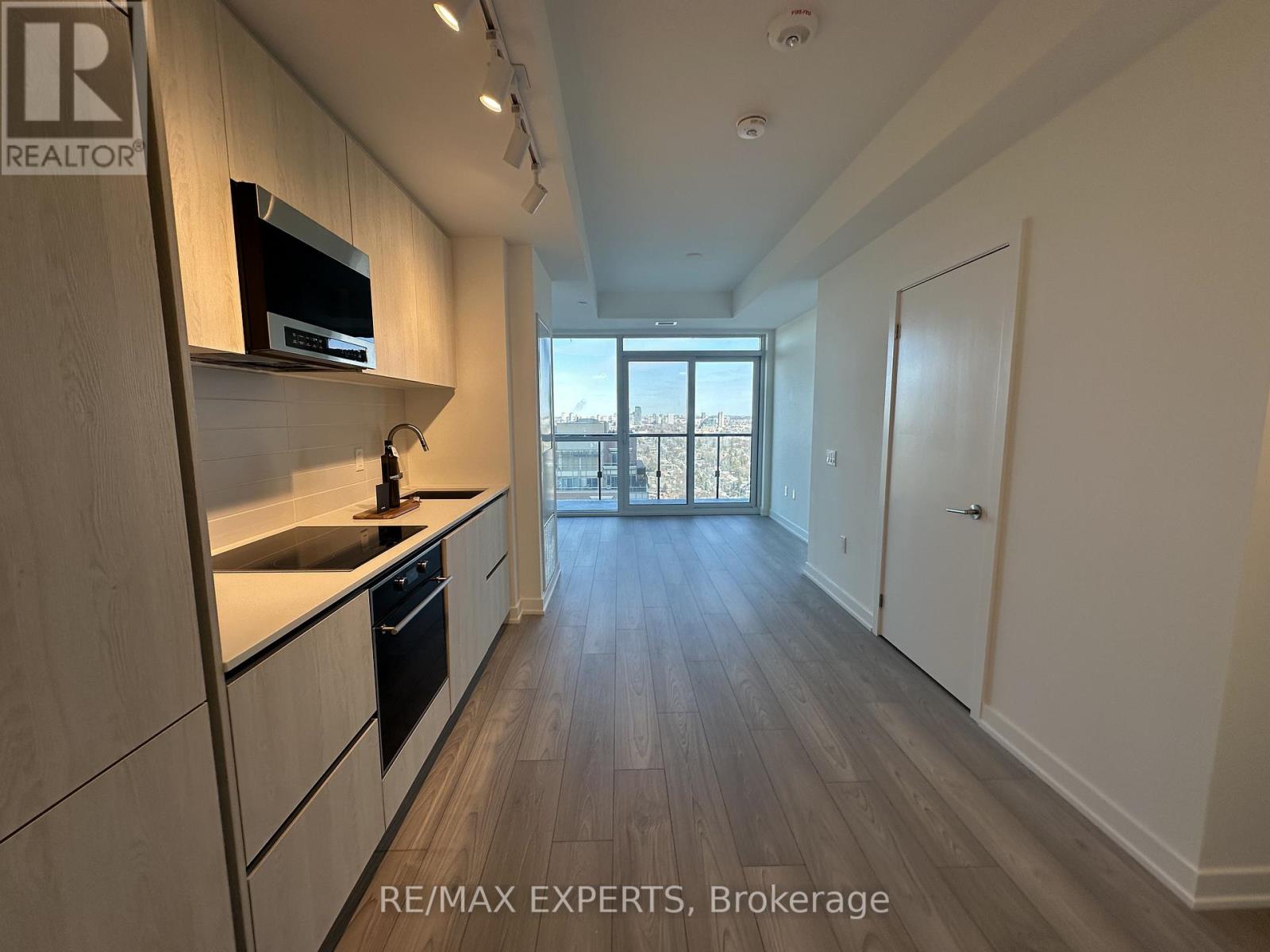 1805 - 120 Broadway Avenue, Toronto, Ontario  M4P 1V6 - Photo 7 - C12837394