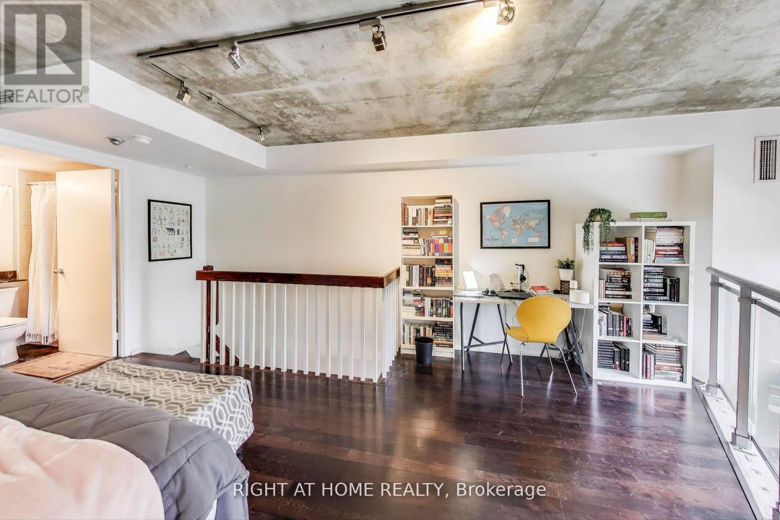 246 - 1029 King Street W, Toronto, Ontario  M6K 3M9 - Photo 13 - C12837408