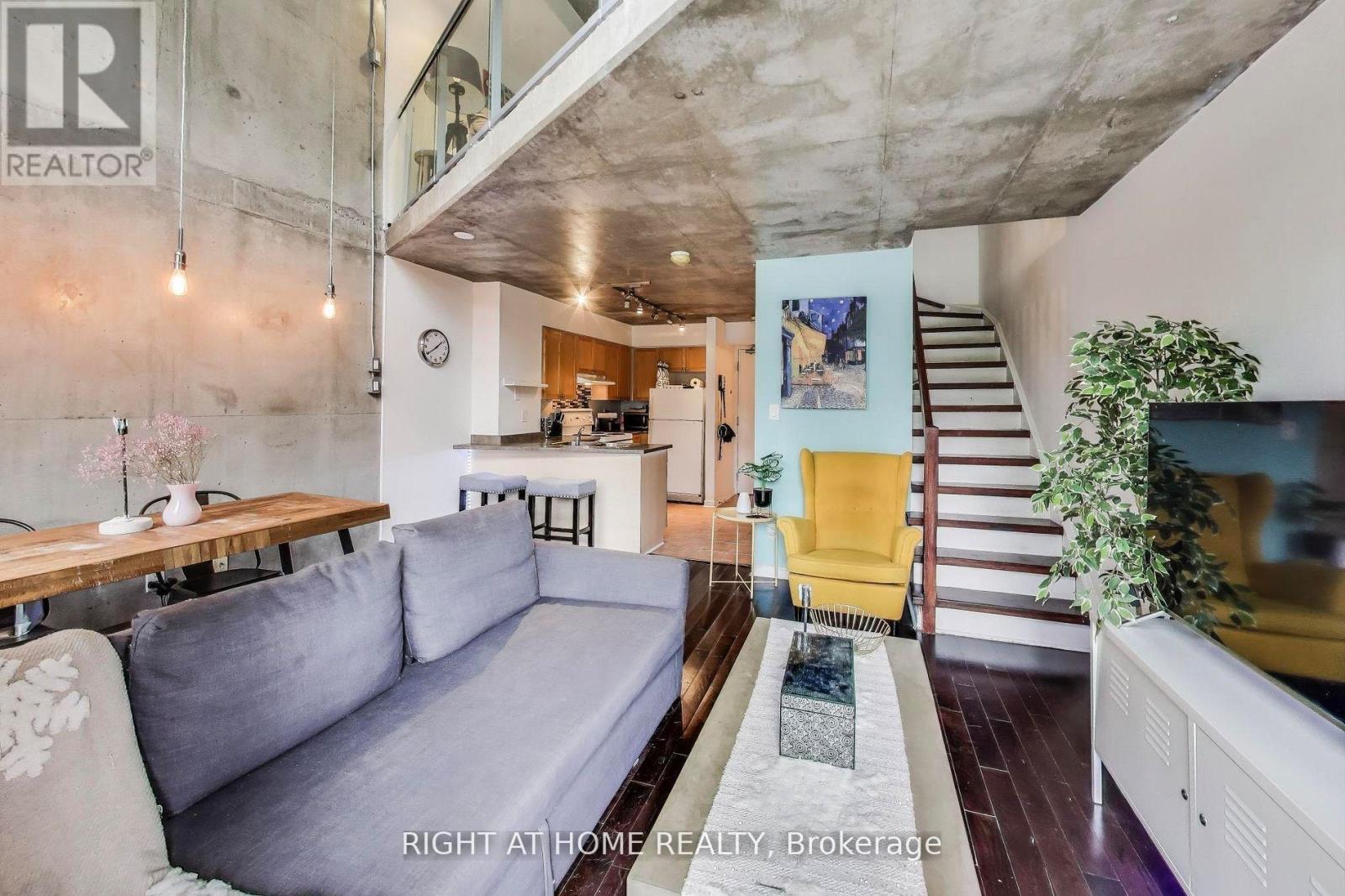 246 - 1029 King Street W, Toronto, Ontario  M6K 3M9 - Photo 2 - C12837408