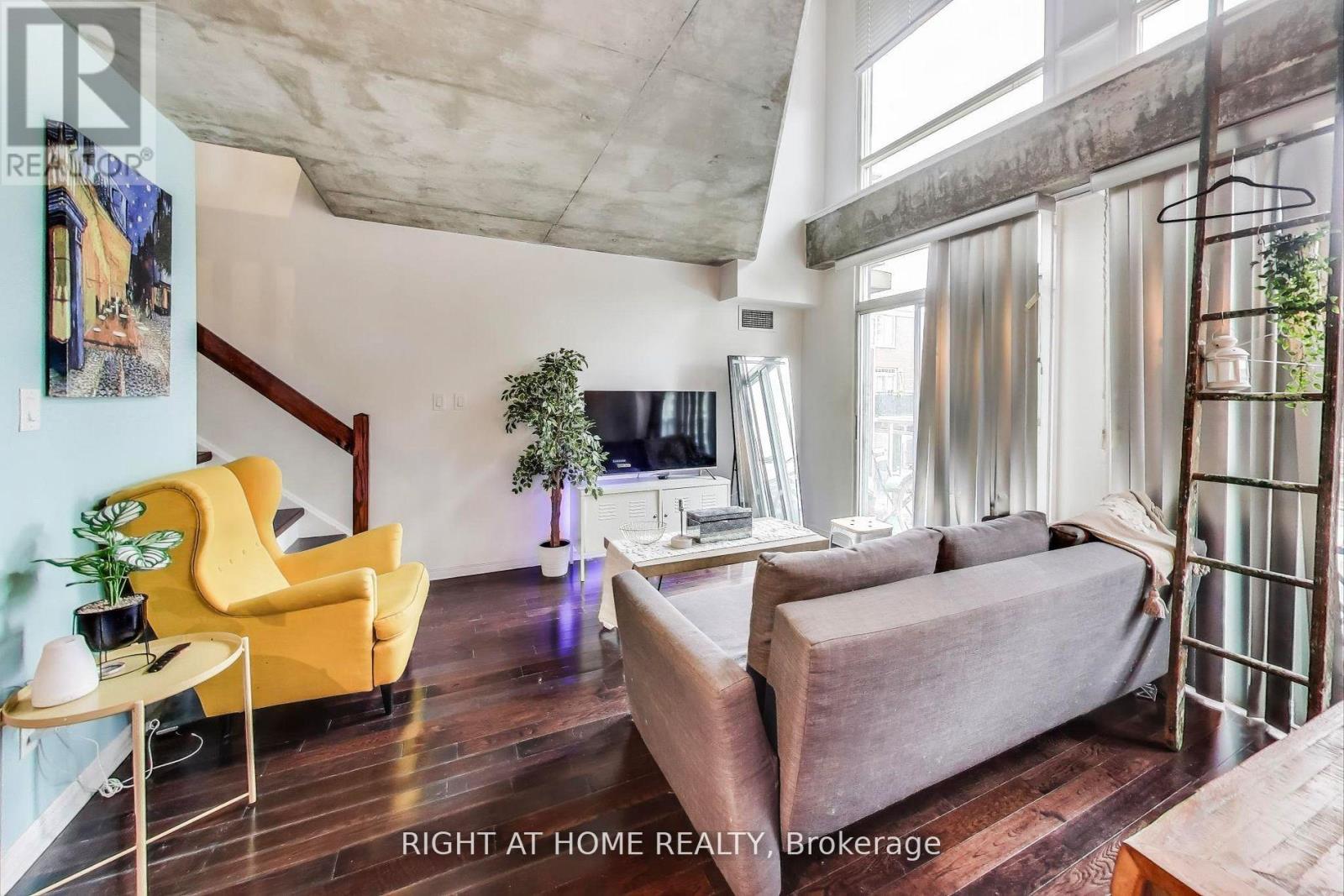 246 - 1029 King Street W, Toronto, Ontario  M6K 3M9 - Photo 3 - C12837408