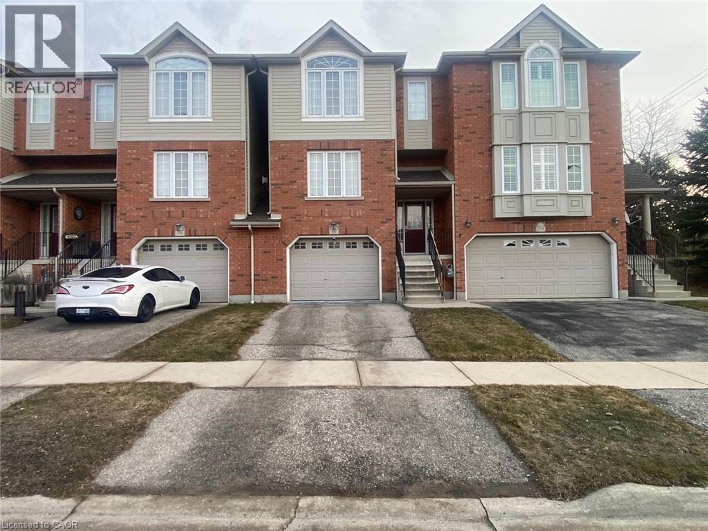 352 Dearborn Boulevard, Waterloo, Ontario  N2J 4Y9 - Photo 1 - 40808853