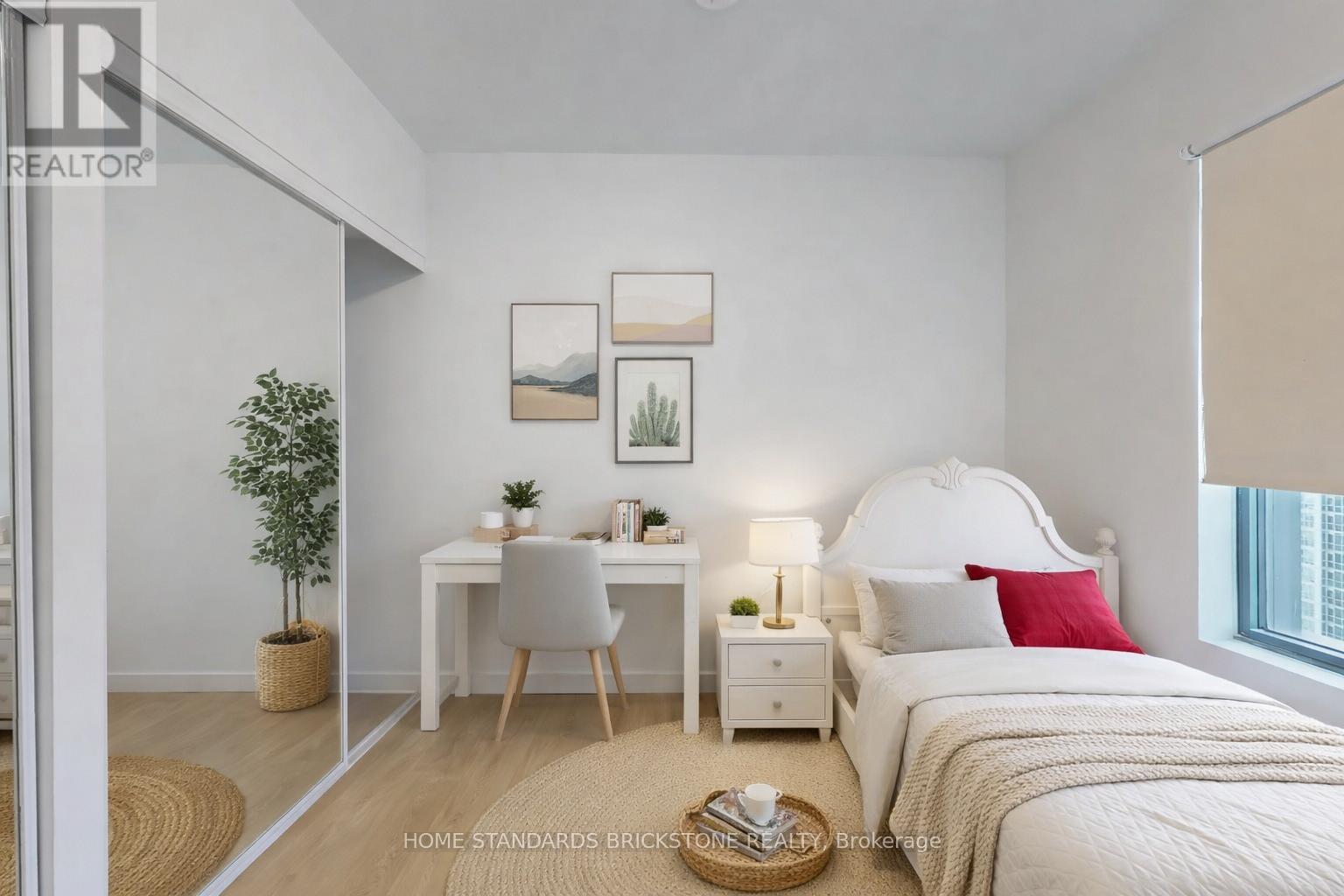 3501 - 2920 Highway 7 Road W, Vaughan, Ontario  L4K 0P4 - Photo 2 - N12837382