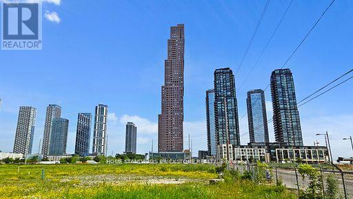 3501 - 2920 Highway 7 Road W, Vaughan, Ontario  L4K 0P4 - Photo 4 - N12837382