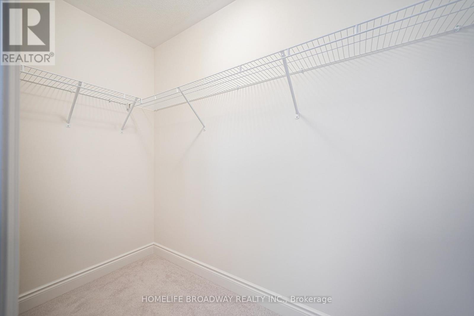 30 Tremoy Road, East Gwillimbury, Ontario  L9N 0T2 - Photo 13 - N12837384