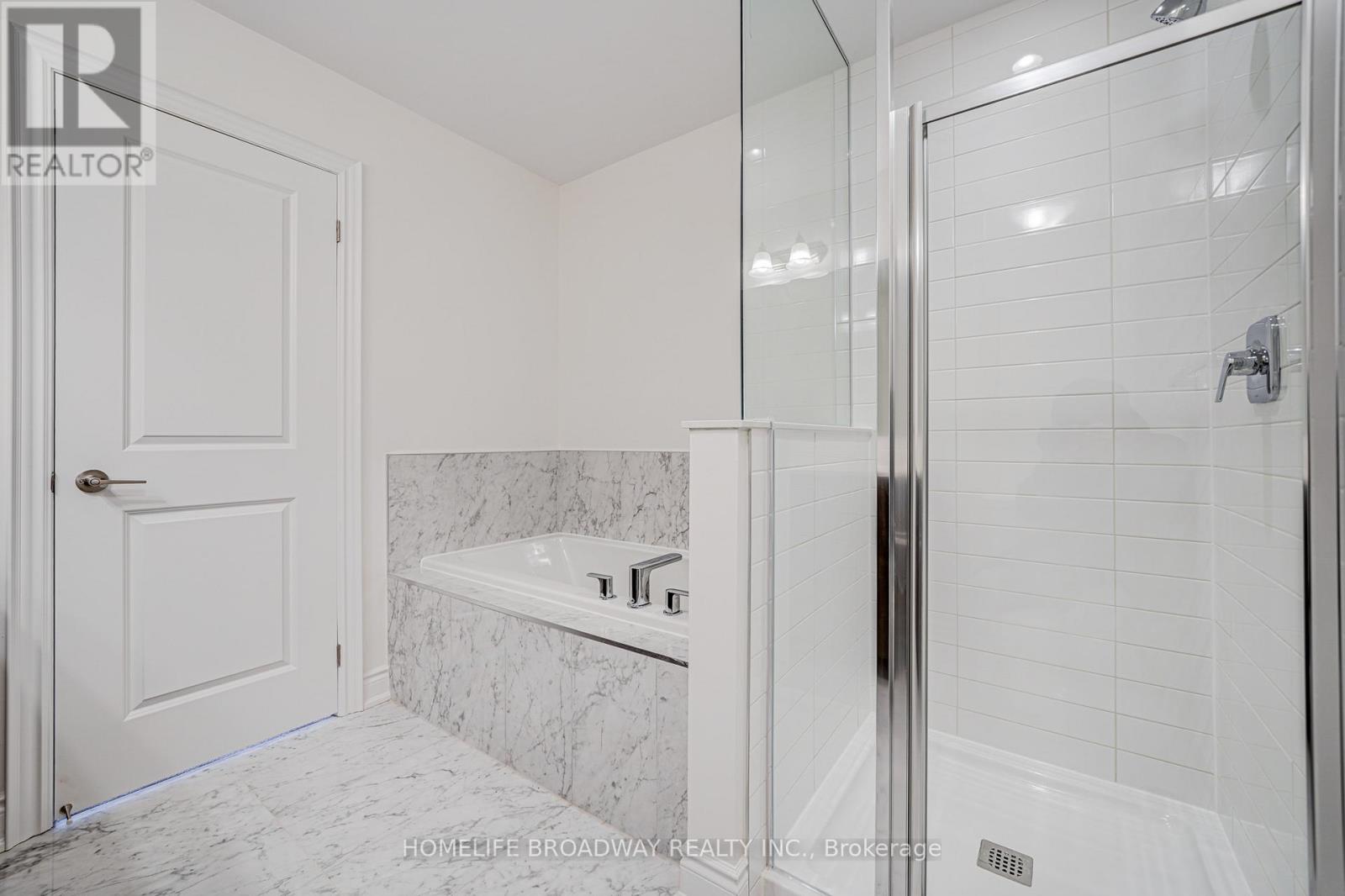 30 Tremoy Road, East Gwillimbury, Ontario  L9N 0T2 - Photo 16 - N12837384