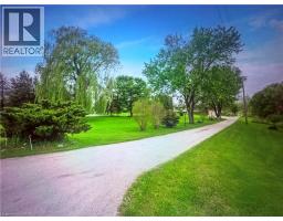 4662 GOVERNORS Road, Hamilton, Ontario
