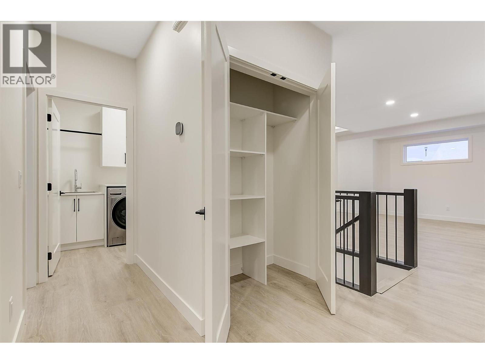 2115 Montenegro Drive, Kelowna, British Columbia  V1P 0B2 - Photo 32 - 10369681