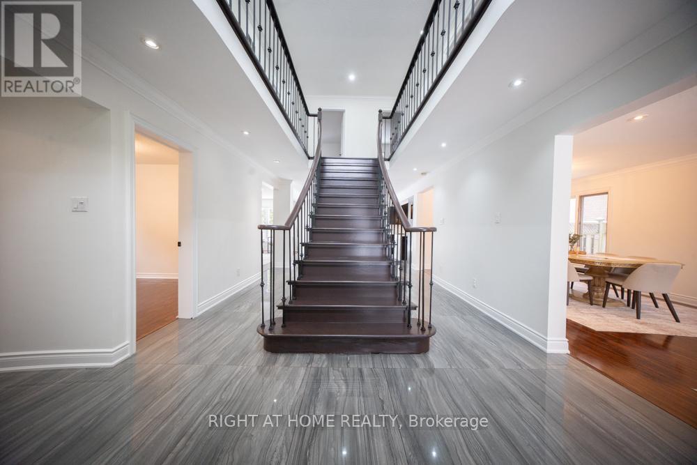 2088 PERRAN DRIVE, Mississauga, Ontario