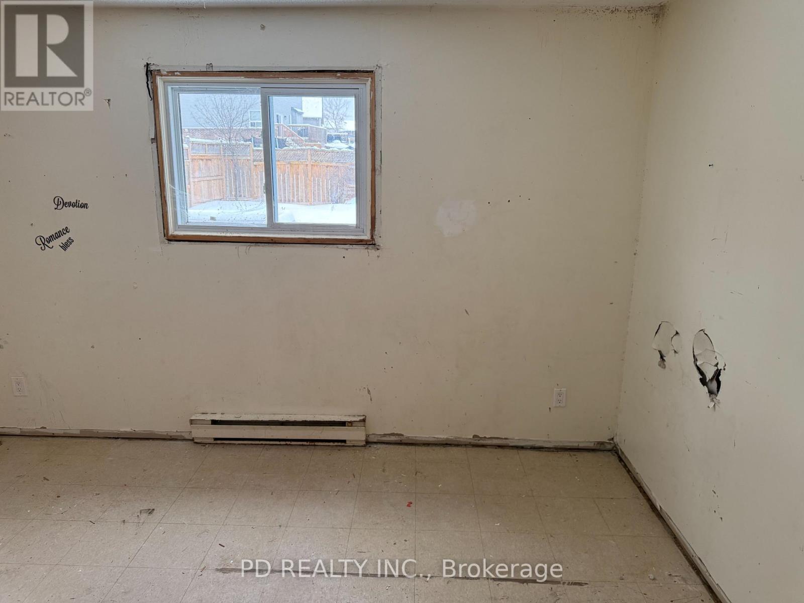 831 Milford Drive, Peterborough (Ashburnham Ward 4), Ontario  K9J 8K3 - Photo 12 - X12837470